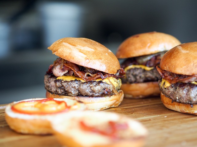 Domowe hamburgery